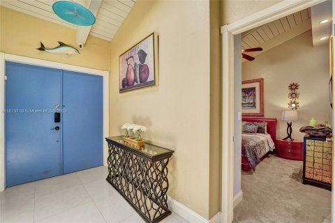 Купить виллу или дом в Халландейл-Бич, Флорида 3 спальни, 156.08м2, № 1235982 - фото 5