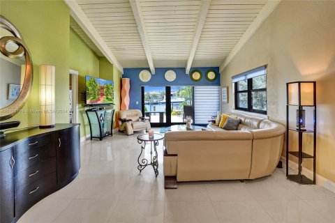 Villa ou maison à vendre à Hallandale Beach, Floride: 3 chambres, 156.08 m2 № 1235982 - photo 26
