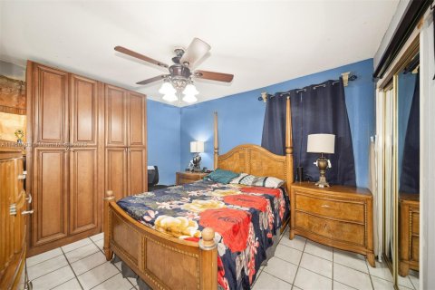 Купить виллу или дом в Норт-Майами, Флорида 3 спальни, 93.46м2, № 739653 - фото 13