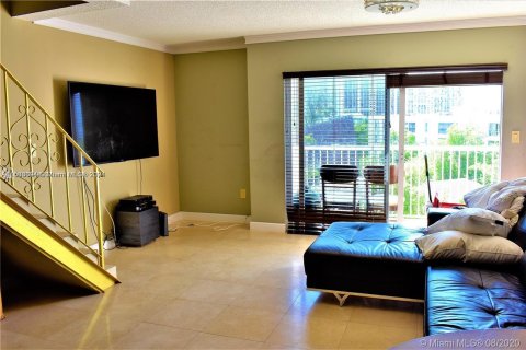 Copropriété à vendre à Sunny Isles Beach, Floride: 1 chambre, 86.4 m2 № 1162536 - photo 3