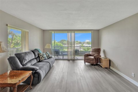 Condo in Boca Raton, Florida, 2 bedrooms  № 1368193 - photo 17