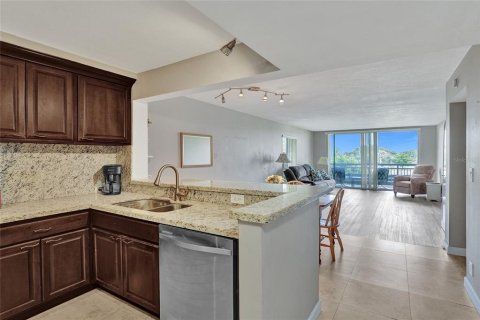 Condo in Boca Raton, Florida, 2 bedrooms  № 1368193 - photo 8