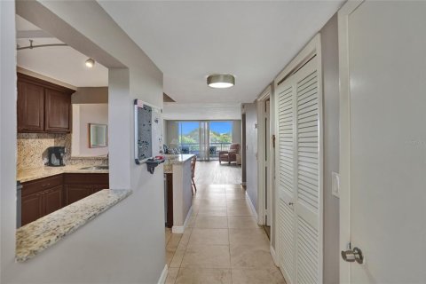 Copropriété à vendre à Boca Raton, Floride: 2 chambres, 98.1 m2 № 1368193 - photo 6