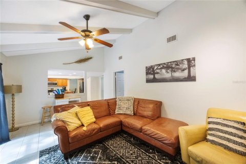 Casa en venta en Tampa, Florida, 4 dormitorios, 206.24 m2 № 1364308 - foto 17