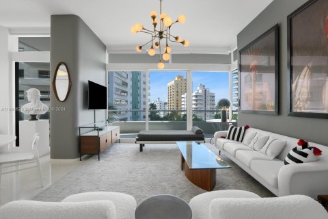 Condo in Miami Beach, Florida, 1 bedroom  № 1377374 - photo 5