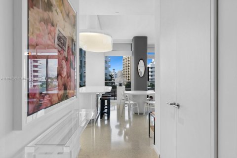 Copropriété à vendre à Miami Beach, Floride: 1 chambre, 110.09 m2 № 1377374 - photo 17