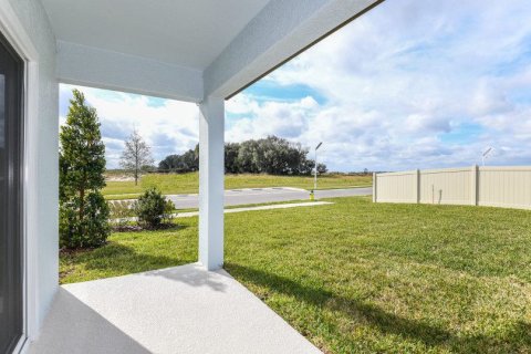 Villa ou maison à vendre à Land O' Lakes, Floride: 5 pièces, 243 m2 № 366147 - photo 8