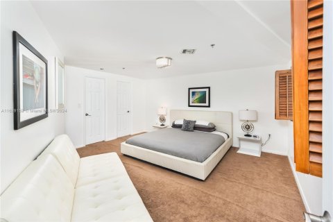 Copropriété à vendre à Miami Beach, Floride: 3 chambres, 137.68 m2 № 1290873 - photo 14