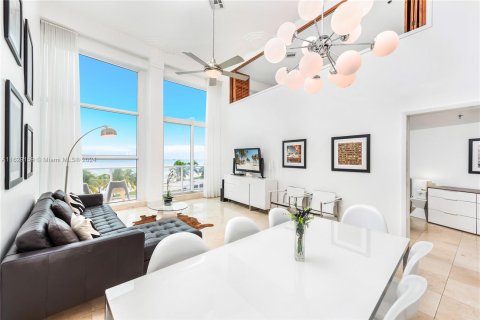 Copropriété à vendre à Miami Beach, Floride: 3 chambres, 137.68 m2 № 1290873 - photo 7