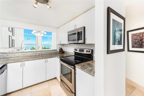 Condominio en venta en Miami Beach, Florida, 3 dormitorios, 137.68 m2 № 1290873 - foto 22