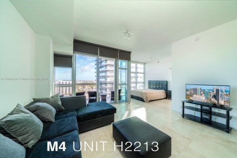 Condominio en venta en Miami, Florida, 60.85 m2 № 1367150 - foto 2