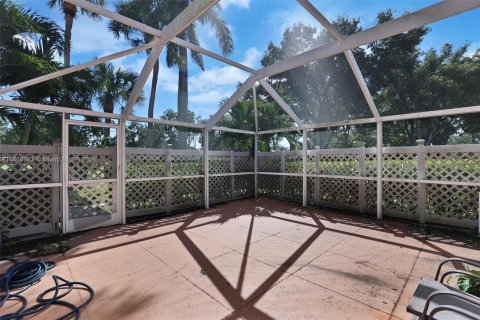 House in West Palm Beach, Florida 2 bedrooms, 125.42 sq.m. № 1367108 - photo 29