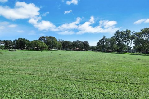 Villa ou maison à vendre à West Palm Beach, Floride: 2 chambres, 125.42 m2 № 1367108 - photo 5