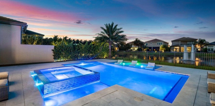 Casa en Delray Beach, Florida 5 dormitorios, 486.16 m2 № 925212