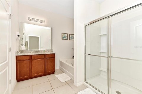 Casa en venta en Davenport, Florida, 6 dormitorios, 303.79 m2 № 1244289 - foto 14