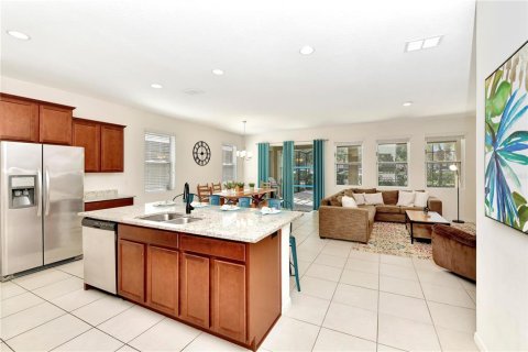 Casa en venta en Davenport, Florida, 6 dormitorios, 303.79 m2 № 1244289 - foto 3