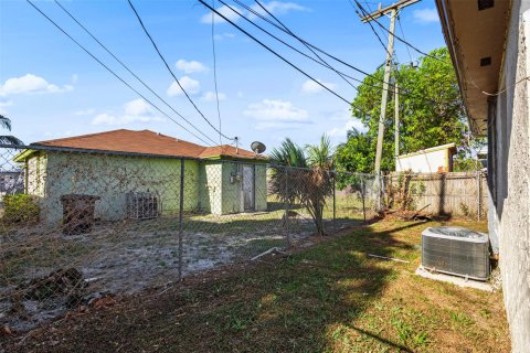 Villa ou maison à vendre à West Palm Beach, Floride: 3 chambres, 124.49 m2 № 1119104 - photo 3