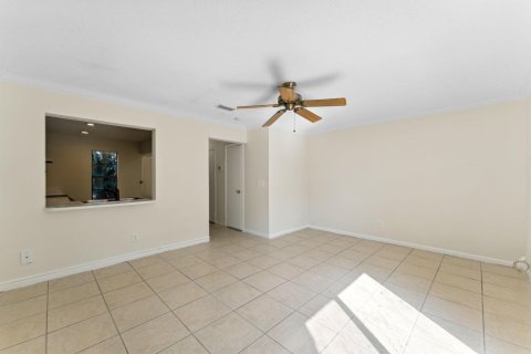 Adosado en venta en West Palm Beach, Florida, 2 dormitorios, 89.46 m2 № 1146136 - foto 17