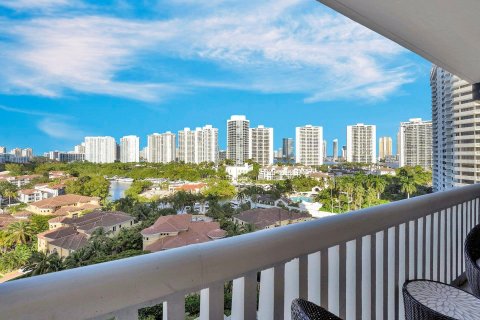 Condo in Aventura, Florida, 2 bedrooms  № 857070 - photo 4