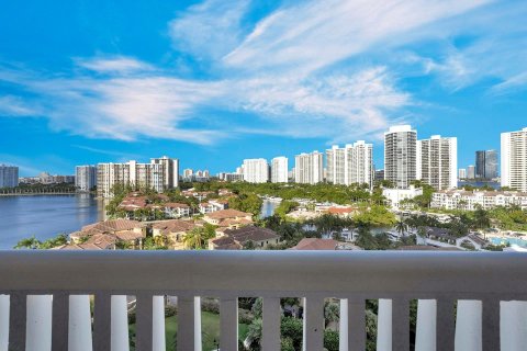 Condominio en venta en Aventura, Florida, 2 dormitorios, 114.27 m2 № 857070 - foto 5