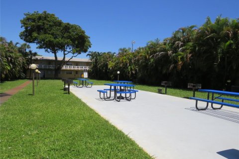 Copropriété à vendre à Deerfield Beach, Floride: 3 chambres, 92.9 m2 № 1230172 - photo 2