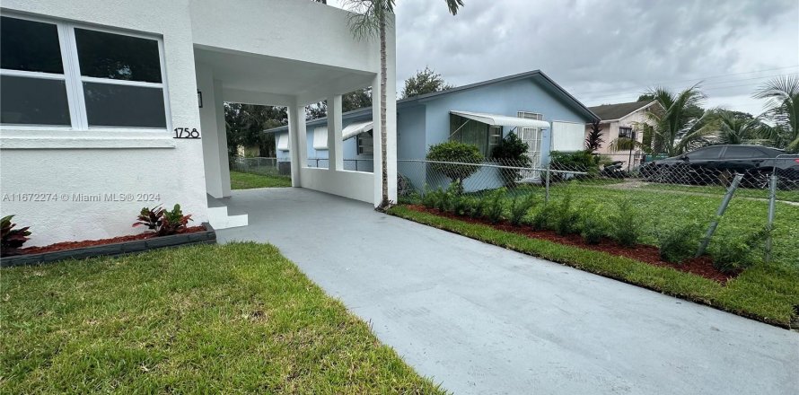 House in Miami, Florida 3 bedrooms, 125.98 sq.m. № 1394888