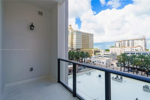 Condominio en venta en Coral Gables, Florida, 3 dormitorios, 232.63 m2 № 1394850 - foto 25