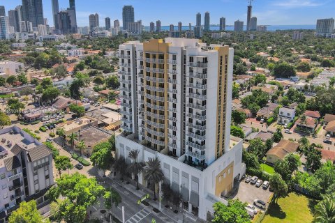 Condominio en venta en Miami, Florida, 2 dormitorios, 82.78 m2 № 1162785 - foto 14