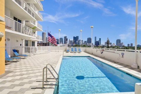 Condominio en venta en Miami, Florida, 2 dormitorios, 82.78 m2 № 1162785 - foto 6