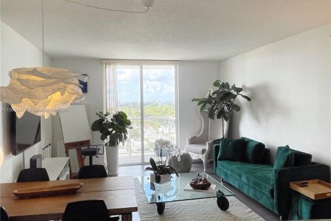 Copropriété à vendre à Miami, Floride: 2 chambres, 82.78 m2 № 1162785 - photo 24