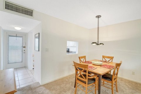 Condo in Tamarac, Florida, 1 bedroom  № 581093 - photo 23