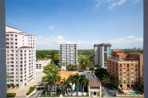 Condominio en venta en Coral Gables, Florida, 40.88 m2 № 843714 - foto 12