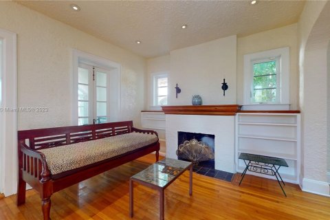 Casa en venta en Coral Gables, Florida, 3 dormitorios, 185.99 m2 № 851419 - foto 8