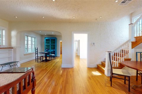 Casa en venta en Coral Gables, Florida, 3 dormitorios, 185.99 m2 № 851419 - foto 17