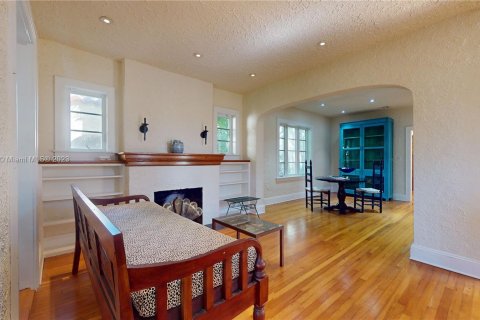 Casa en venta en Coral Gables, Florida, 3 dormitorios, 185.99 m2 № 851419 - foto 11