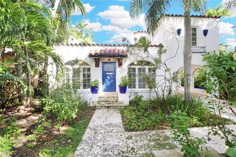 Casa en venta en Coral Gables, Florida, 3 dormitorios, 185.99 m2 № 851419 - foto 2