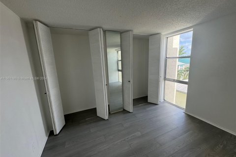 Copropriété à vendre à Lauderhill, Floride: 2 chambres, 88.26 m2 № 1367590 - photo 27