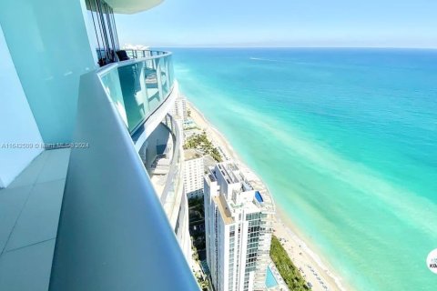 Condominio en venta en Hollywood, Florida, 2 dormitorios, 105.54 m2 № 1321222 - foto 28