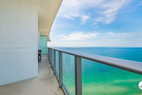 Condominio en venta en Hollywood, Florida, 2 dormitorios, 105.54 m2 № 1321222 - foto 23