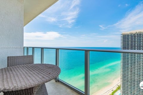 Condominio en venta en Hollywood, Florida, 2 dormitorios, 105.54 m2 № 1321222 - foto 25