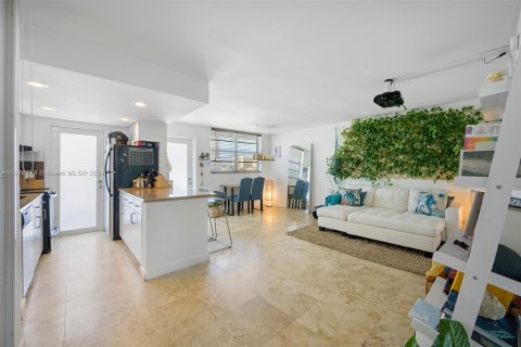 Condominio en venta en Miami Beach, Florida, 1 dormitorio, 58.16 m2 № 1397564 - foto 11