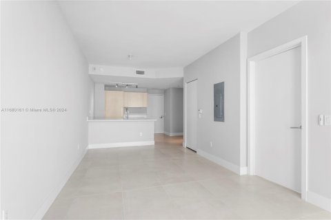 Condominio en venta en Miami, Florida, 1 dormitorio, 57.41 m2 № 1410902 - foto 14