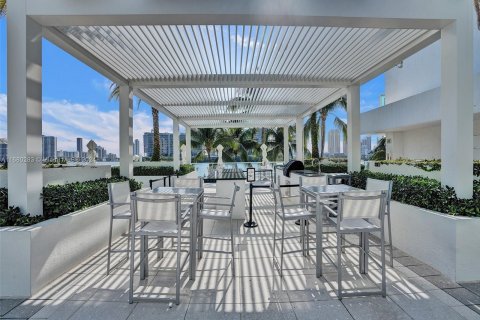 Condominio en venta en Aventura, Florida, 3 dormitorios, 304.16 m2 № 1410905 - foto 6