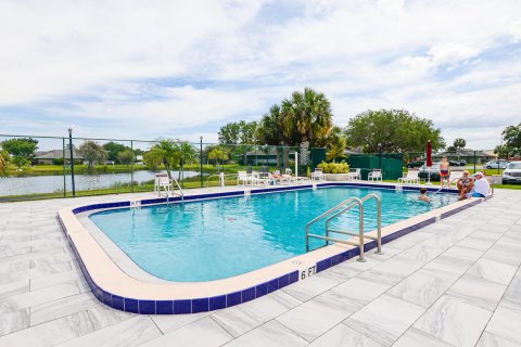 Casa en venta en Jensen Beach, Florida, 2 dormitorios, 96.34 m2 № 1092216 - foto 7