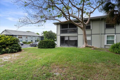 Condo in Hobe Sound, Florida, 2 bedrooms  № 1182302 - photo 13