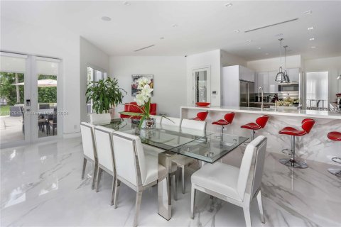 Casa en venta en Hollywood, Florida, 6 dormitorios, 458.66 m2 № 1290506 - foto 15