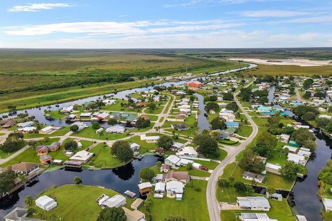 Terrain à vendre à Okeechobee, Floride № 778463 - photo 13