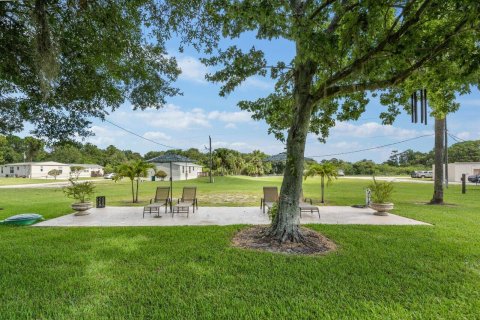 Villa ou maison à vendre à Okeechobee, Floride: 4 chambres, 1168.8 m2 № 778430 - photo 9