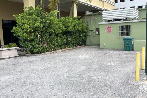 Immobilier commercial à vendre à Coral Gables, Floride № 1147227 - photo 3