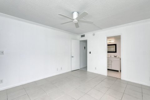 Copropriété à vendre à Coconut Creek, Floride: 2 chambres, 121.33 m2 № 1081593 - photo 11